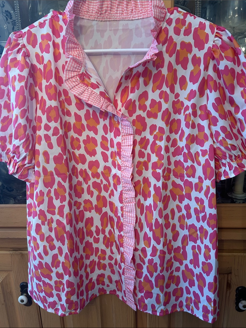 Women’s Pink & Orange Printed Ruffle-Trim Blouse NWOT